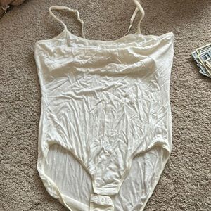 🌸NWOT SAKI cream color Tank Top Body Suit - ladi…
